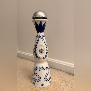 Clase Azul Reposado Tequila Bottle – 750 ml (Empty)